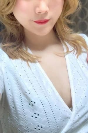 山本 なこ