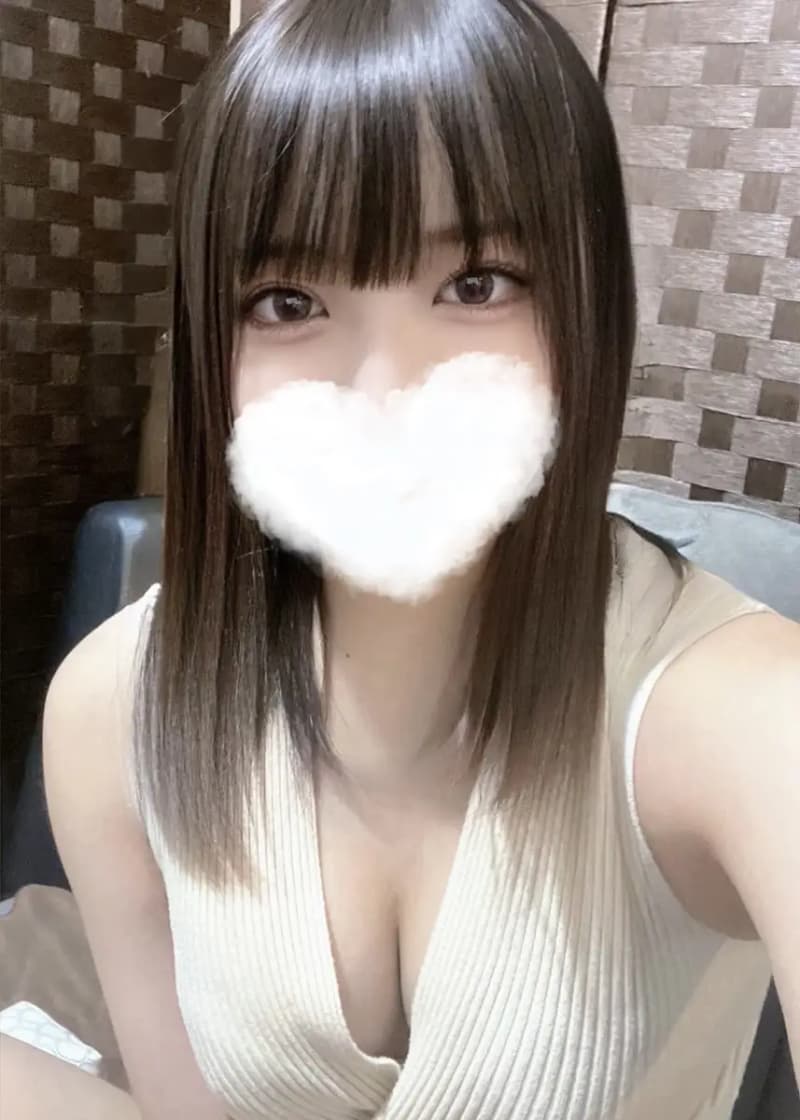 桜木ひな