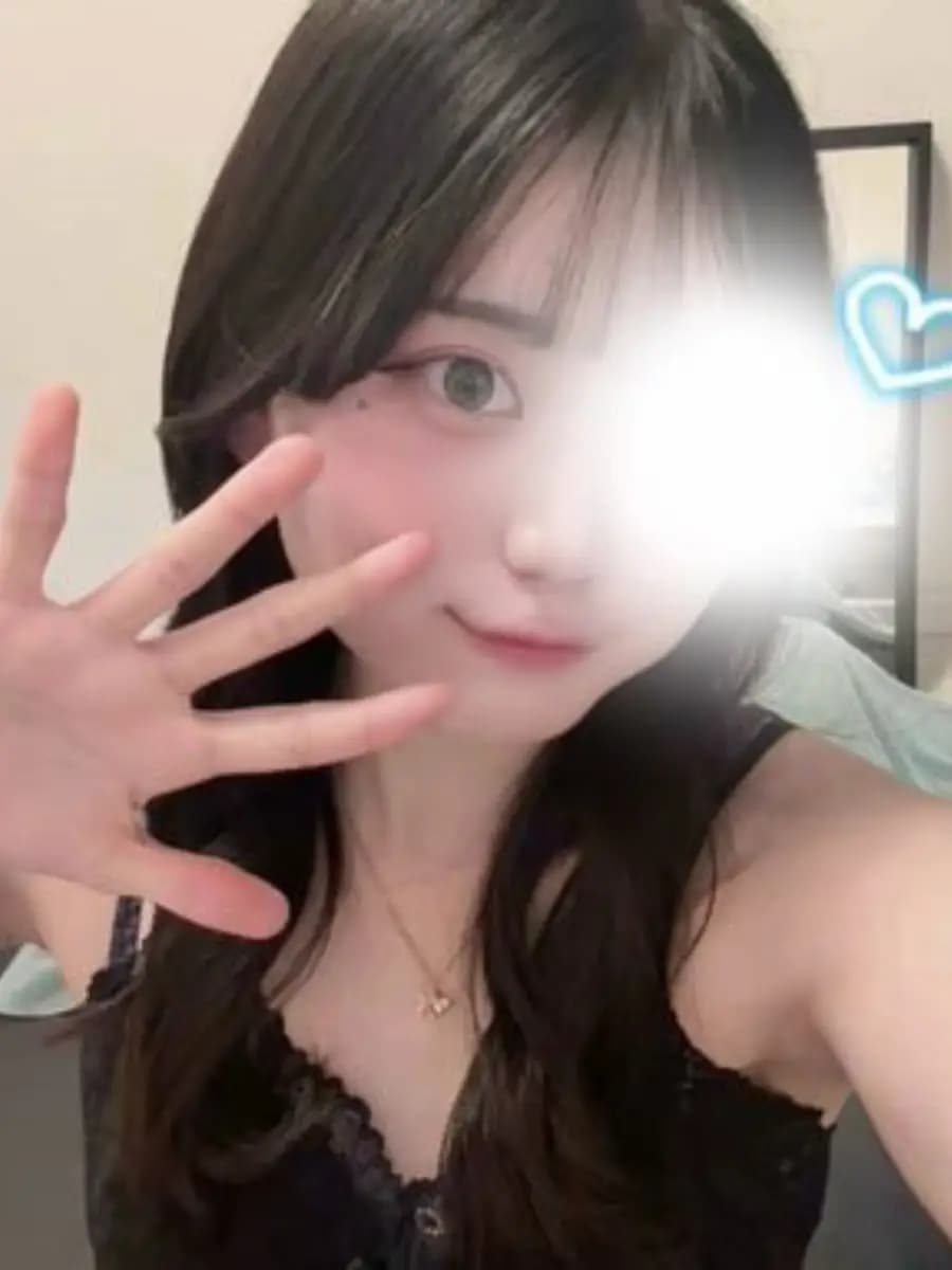 七瀬えみり