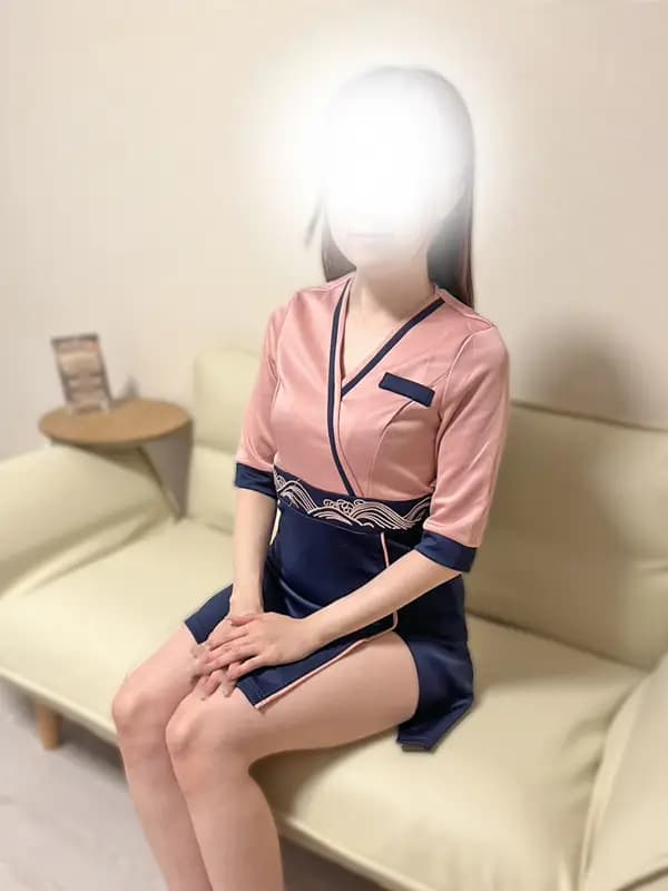 西村まりな