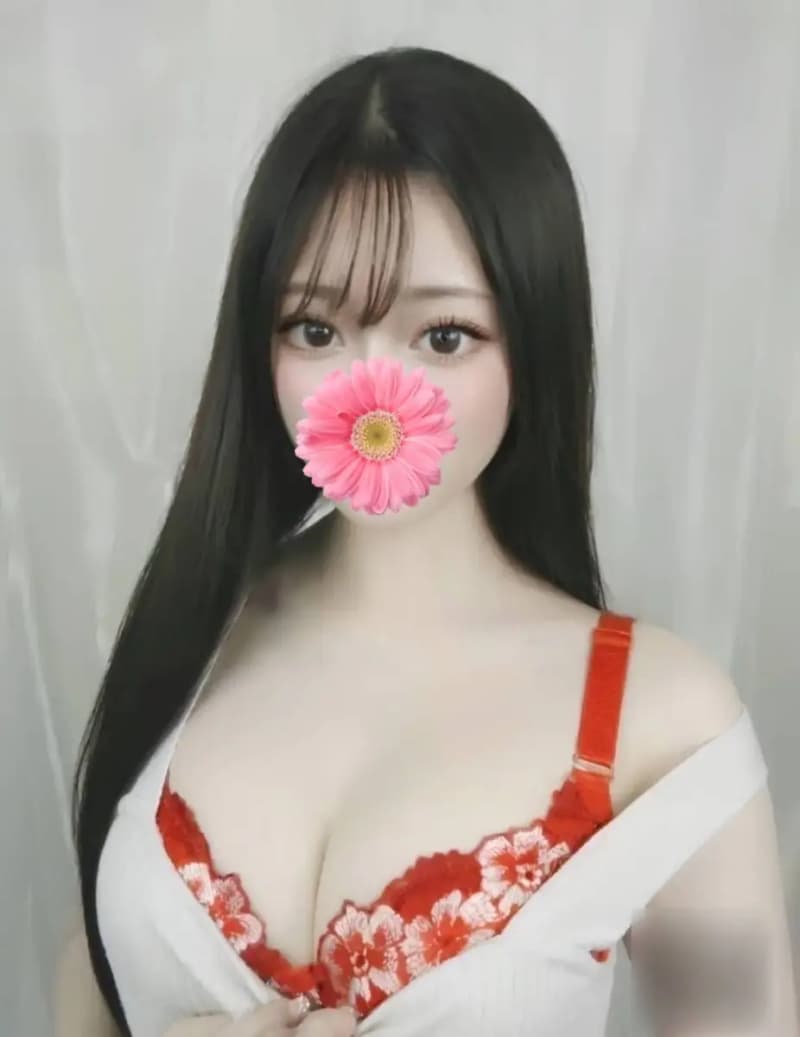 月瀬 るな