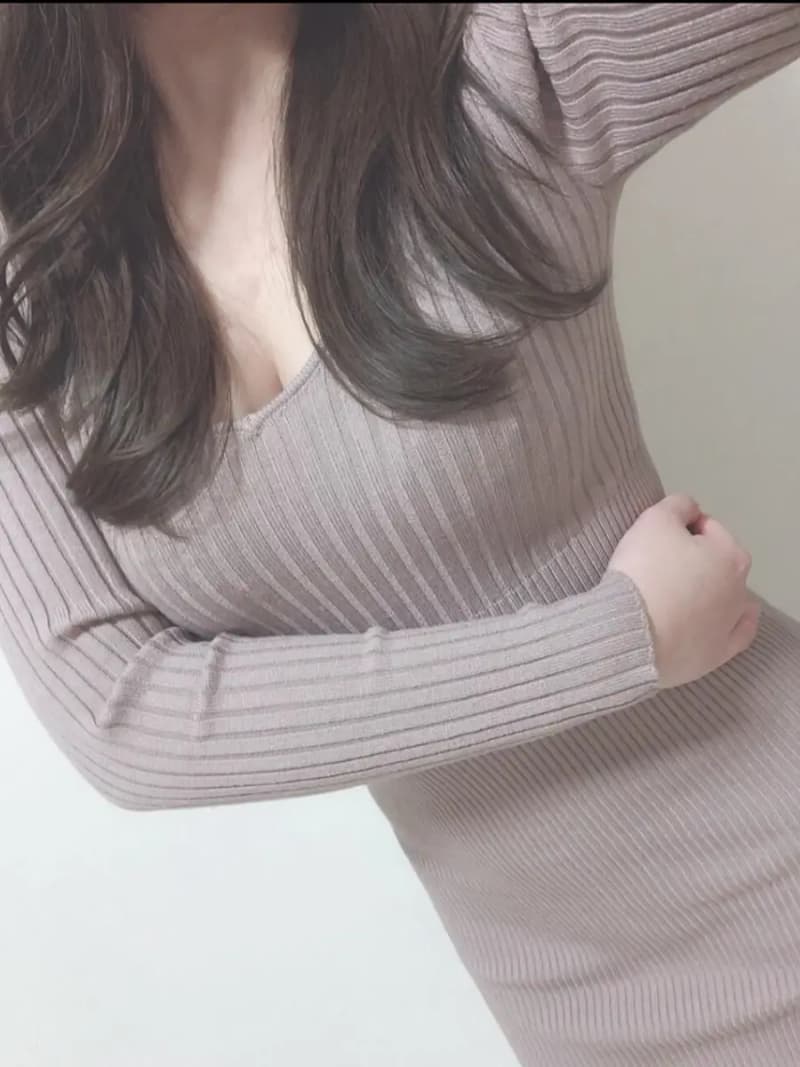 菊花しほ
