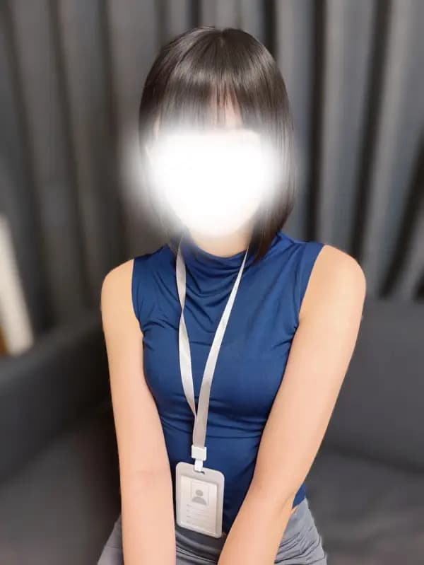 小泉めいさ
