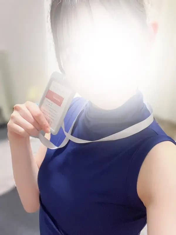 仲里あんず