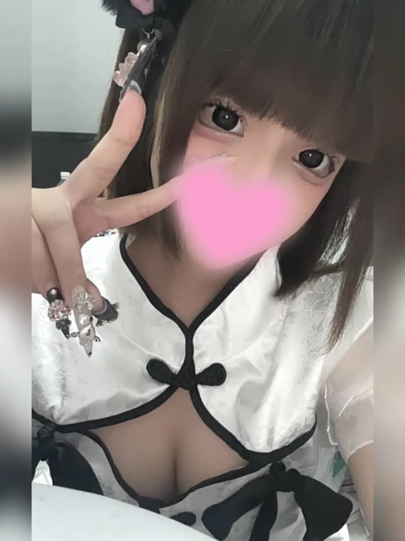 ゆりあ