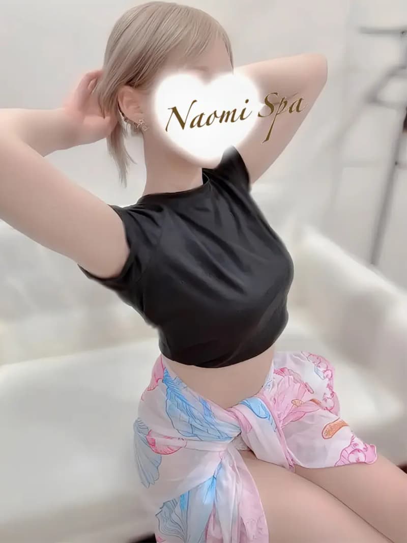 白桃まな
