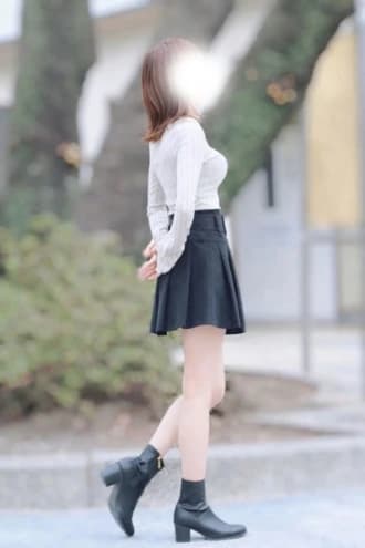 西園寺うららさん