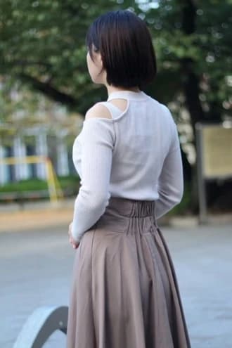 蒼井せりなさん