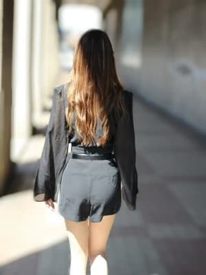 神宮寺えれなさん