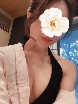 須藤すずなさん