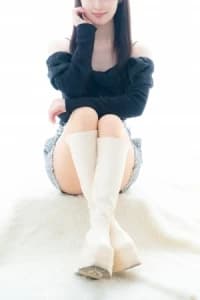 銀座メンズエステ、アロマ＆リンパマッサージサロン「Ginza Room～ギンザ・ルーム」 | みずきさん