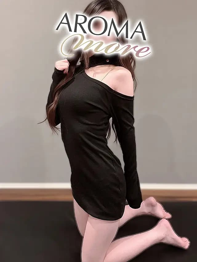 如月すいのプロフィール・写真｜新宿・東新宿・銀座のメンズエステ【アロマモア】完全個室・日本人セラピスト