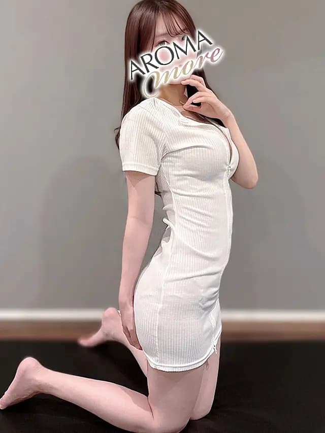 道枝みうのプロフィール・写真｜新宿・東新宿・銀座のメンズエステ【アロマモア】完全個室・日本人セラピスト