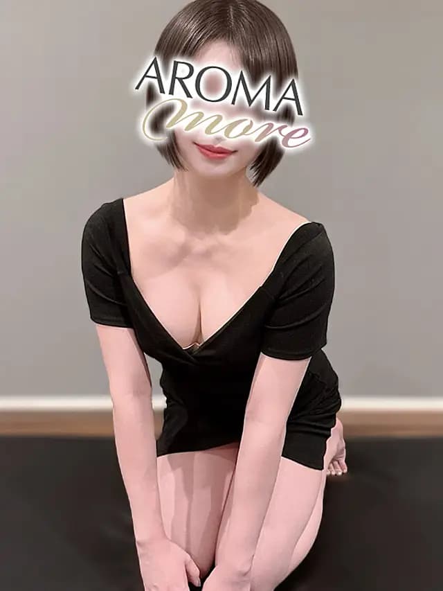 吉川しおりのプロフィール・写真｜新宿・東新宿・銀座のメンズエステ【アロマモア】完全個室・日本人セラピスト