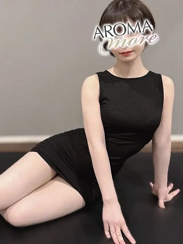 日南いろはのプロフィール・写真｜新宿・東新宿・銀座のメンズエステ【アロマモア】完全個室・日本人セラピスト