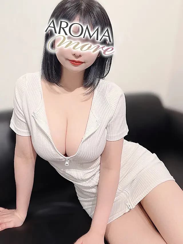 常盤るかのプロフィール・写真｜新宿・東新宿・銀座のメンズエステ【アロマモア】完全個室・日本人セラピスト