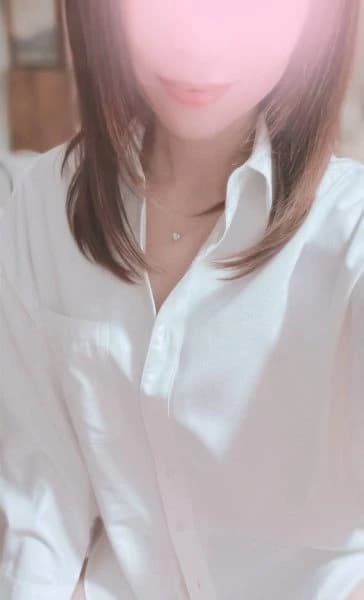 藤森ひなの | セラピスト | 茅ヶ崎・本厚木・平塚 メンズエステ La Jelly 〜ラジェリー〜