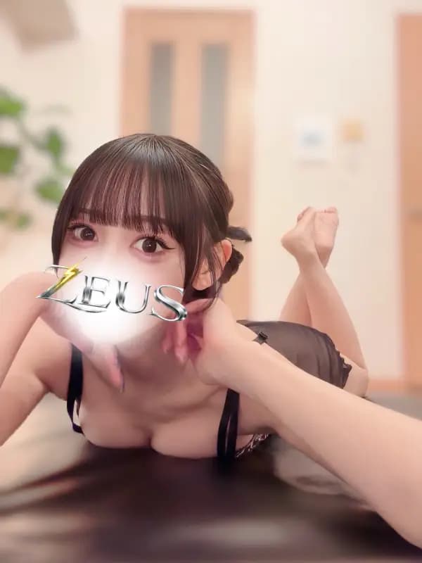 長濱 ひなさんのプロフィール｜神話級の体験を、神レベルの価格で。｜ZEUS（ゼウス）