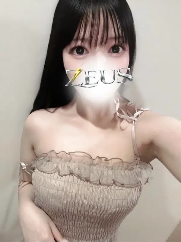 岬 えみるさんのプロフィール｜神話級の体験を、神レベルの価格で。｜ZEUS（ゼウス）