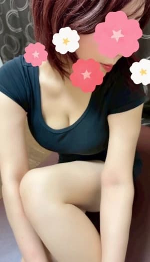 厳しい面接審査を通過した30代40代の美熟女セラピストプロフィール｜蒲田・大森・大井町・武蔵小杉・新丸子・代々木のメンズエステ「ホオズキスパ」