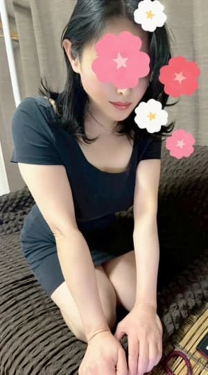 厳しい面接審査を通過した30代40代の美熟女セラピストプロフィール｜蒲田・大森・大井町・武蔵小杉・新丸子・代々木のメンズエステ「ホオズキスパ」