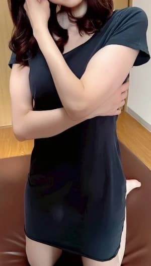 厳しい面接審査を通過した30代40代の美熟女セラピストプロフィール｜蒲田・大森・大井町・武蔵小杉・新丸子・代々木のメンズエステ「ホオズキスパ」