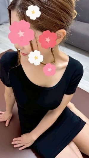 厳しい面接審査を通過した30代40代の美熟女セラピストプロフィール｜蒲田・大森・大井町・武蔵小杉・新丸子・代々木のメンズエステ「ホオズキスパ」