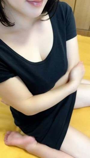 厳しい面接審査を通過した30代40代の美熟女セラピストプロフィール｜蒲田・大森・大井町・武蔵小杉・新丸子・代々木のメンズエステ「ホオズキスパ」