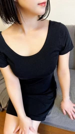 厳しい面接審査を通過した30代40代の美熟女セラピストプロフィール｜蒲田・大森・大井町・武蔵小杉・新丸子・代々木のメンズエステ「ホオズキスパ」