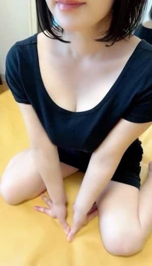 厳しい面接審査を通過した30代40代の美熟女セラピストプロフィール｜蒲田・大森・大井町・武蔵小杉・新丸子・代々木のメンズエステ「ホオズキスパ」
