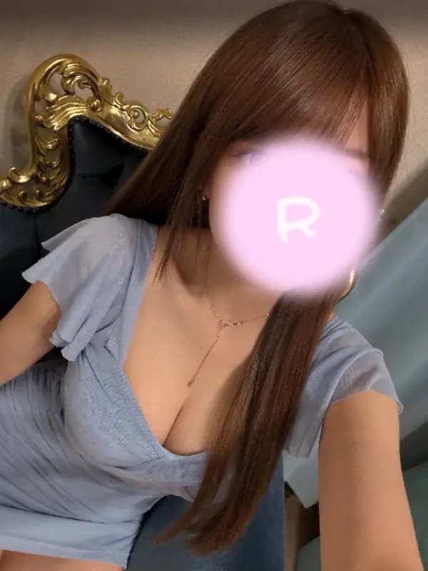 白咲りおさんのプロフィール｜あえて顔出しさせない、高貴なメンズエステ｜CLUBマリア 銀座店