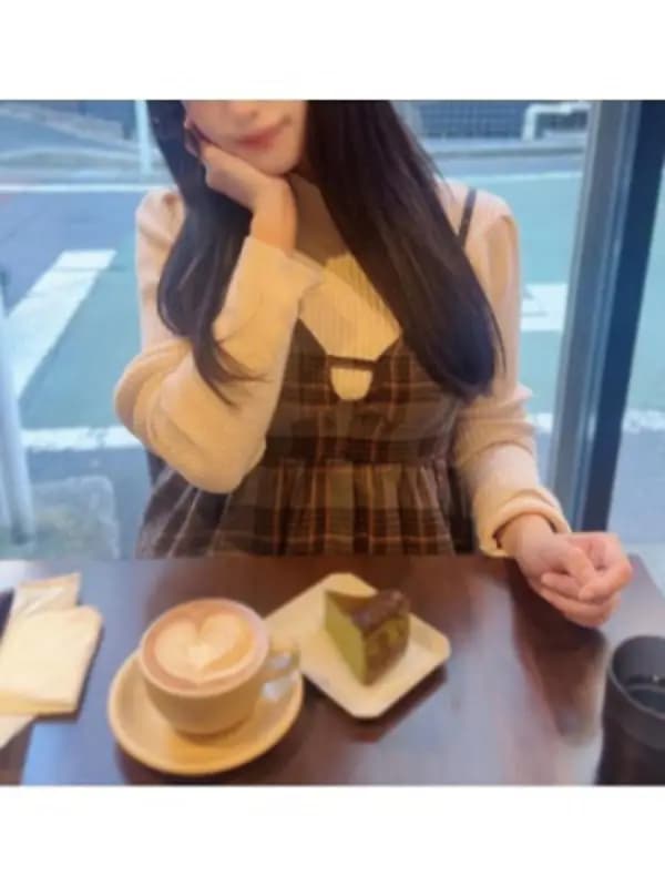 峯岸れいさんのプロフィール｜港区で生活をする美しい、スタイル、美貌、そして内面も磨き上げたセレブな美女を厳選しています。｜東京セレブ美魔女倶楽部