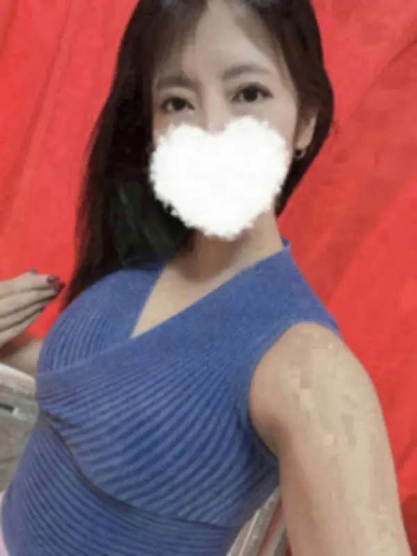 西園寺しおりさんのプロフィール｜港区で生活をする美しい、スタイル、美貌、そして内面も磨き上げたセレブな美女を厳選しています。｜東京セレブ美魔女倶楽部