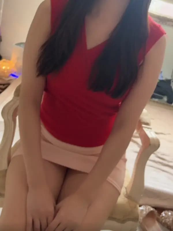 松宮さえさんのプロフィール｜最高峰のブランド　エルメス｜AROMA エルメス