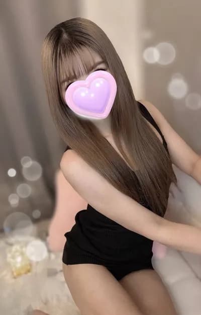 愛沢るな のプロフィール | Aroma Cream | 最高のビジュアルを持つ日本人美女のみ採用しております
