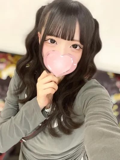 こむぎ【絶対的ヒロイン♡瞳を奪う曲線】 のプロフィール | Eden | 〜エデン〜