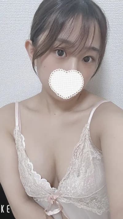 一ノ瀬ひな のプロフィール | メンズエステBECAUSE(ビコーズ)