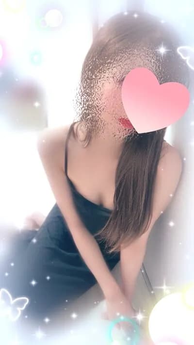 キキ のプロフィール | メンズエステ ねむりる | 五感を満たす至福のリラクゼーション。身も心もリラックスできる最高の癒しをご提供いたします。