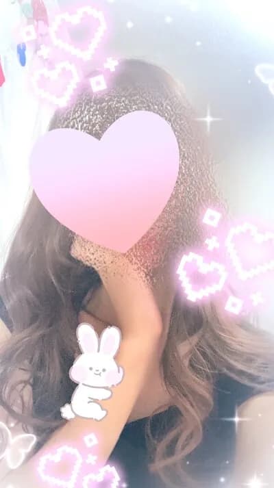 キキ のプロフィール | メンズエステ ねむりる | 五感を満たす至福のリラクゼーション。身も心もリラックスできる最高の癒しをご提供いたします。