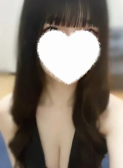 りり のプロフィール | メンズエステ ねむりる | 五感を満たす至福のリラクゼーション。身も心もリラックスできる最高の癒しをご提供いたします。