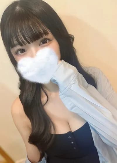 りり のプロフィール | メンズエステ ねむりる | 五感を満たす至福のリラクゼーション。身も心もリラックスできる最高の癒しをご提供いたします。