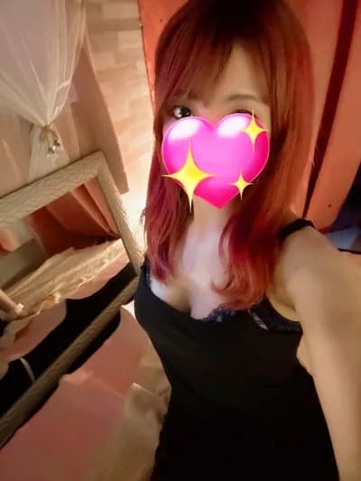 なな のプロフィール | メンズエステ ねむりる | 五感を満たす至福のリラクゼーション。身も心もリラックスできる最高の癒しをご提供いたします。