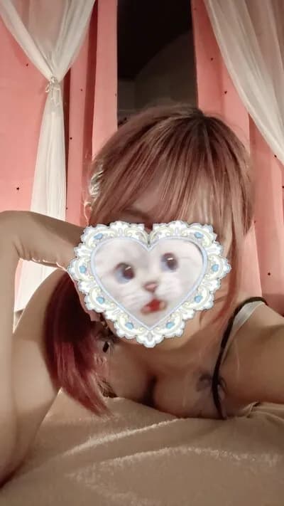 なな のプロフィール | メンズエステ ねむりる | 五感を満たす至福のリラクゼーション。身も心もリラックスできる最高の癒しをご提供いたします。