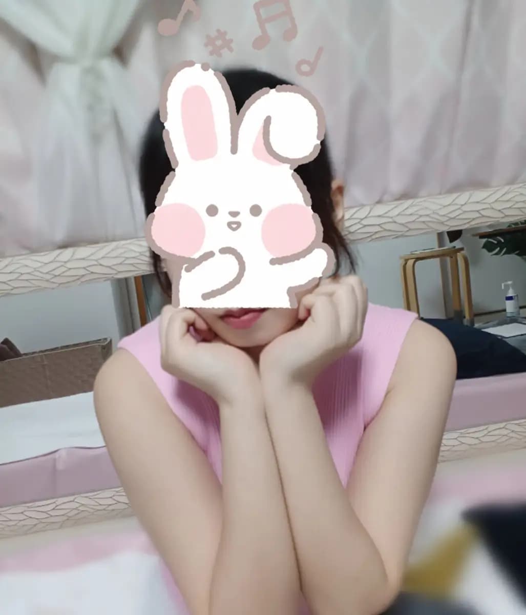みなみ のプロフィール | メンズエステ ねむりる | 五感を満たす至福のリラクゼーション。身も心もリラックスできる最高の癒しをご提供いたします。