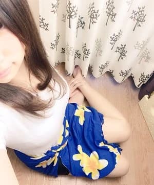 瀬名ありさ