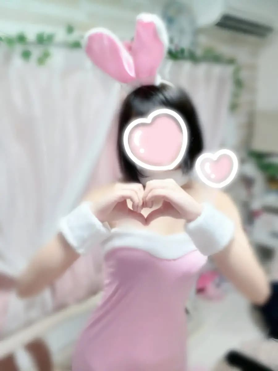 はな のプロフィール | メンズエステ ねむりる | 五感を満たす至福のリラクゼーション。身も心もリラックスできる最高の癒しをご提供いたします。
