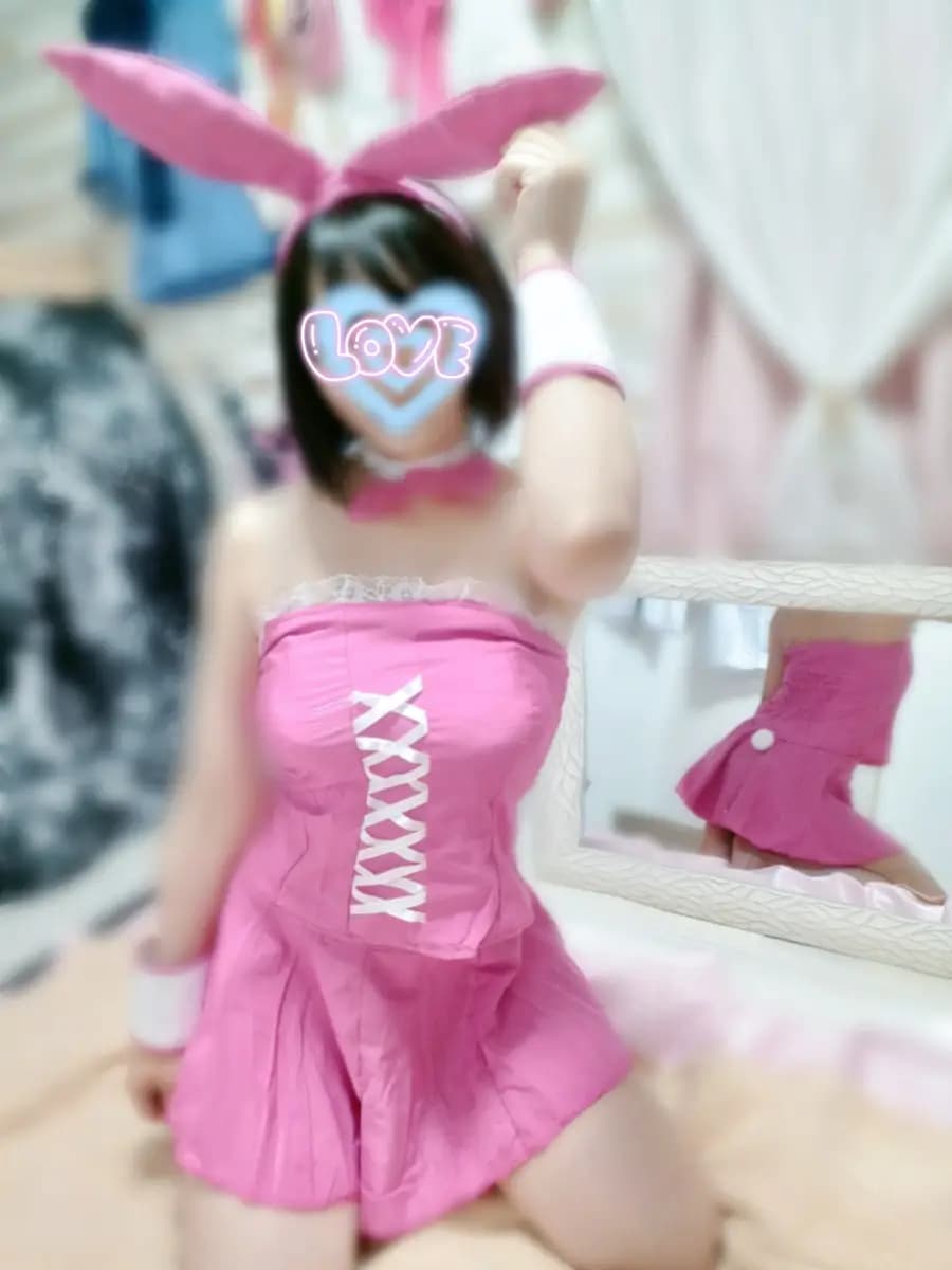 はな のプロフィール | メンズエステ ねむりる | 五感を満たす至福のリラクゼーション。身も心もリラックスできる最高の癒しをご提供いたします。