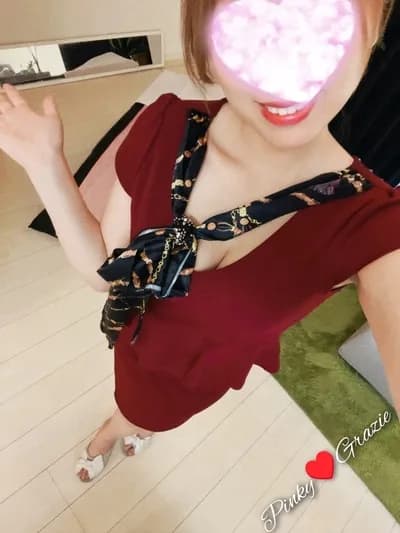 ピンキー♥グラッツェ小倉 | 朱井 しずく のプロフィール | 小倉メンズエステ