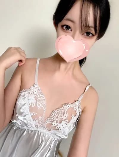 すず【色気溢れるグラビア級美女♡】 のプロフィール | Eden | 〜エデン〜