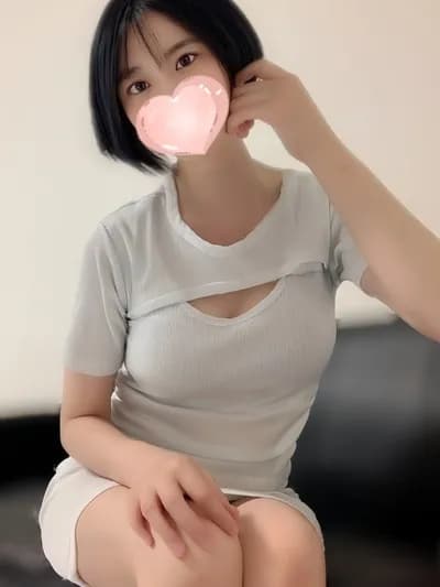 みえ【清楚美人♡最高峰の施術】 のプロフィール | Eden | 〜エデン〜